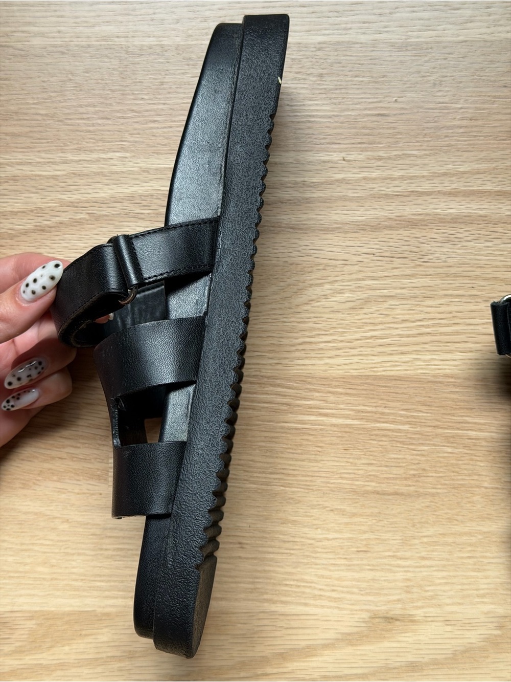 Steve Madden Black Cutout Slide Sandals - Picture 2 of 6